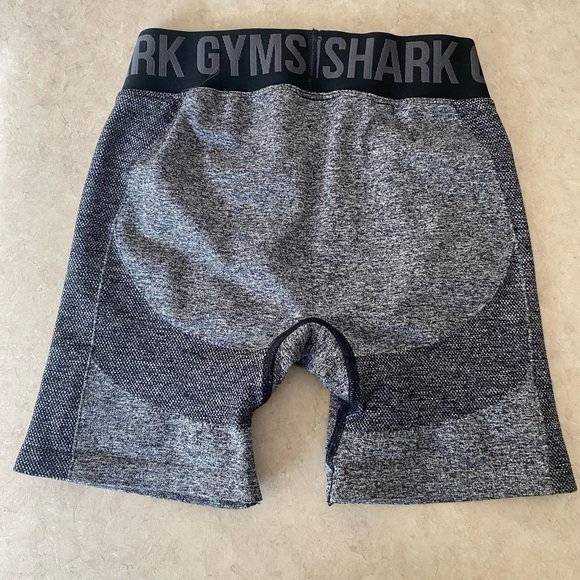 Gymshark shorts - Picture 2 of 4